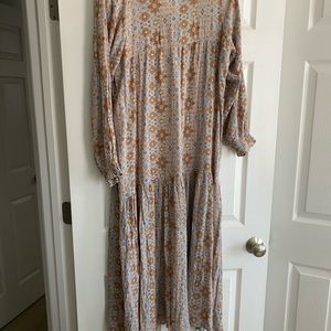 Long sleeve boho maxi dress. Medium.